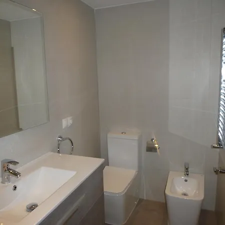 Piso Centro Estacion De Autobuses-tren Con Garaje Apartamento Oviedo