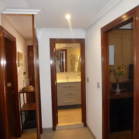 Apartamento Piso Centro Estacion De Autobuses-tren Con Garaje *