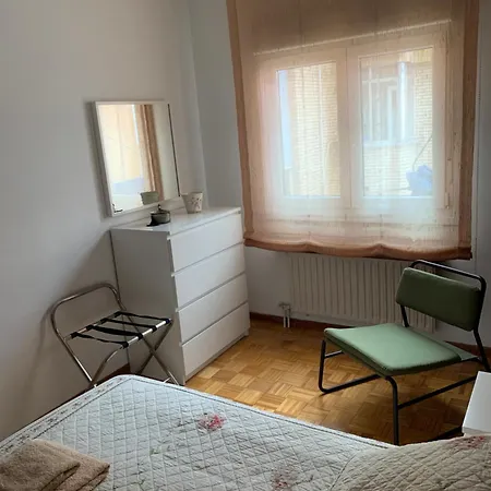 Apartamento Piso Centro Estacion De Autobuses-tren Con Garaje