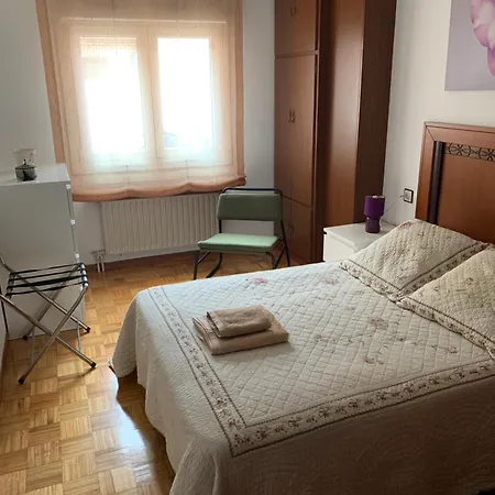 Apartamento Piso Centro Estacion De Autobuses-tren Con Garaje Oviedo