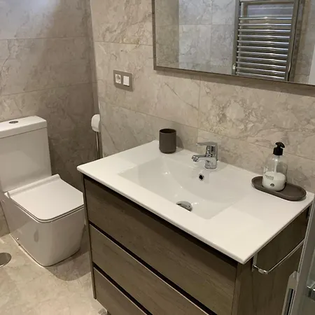 Piso Centro Estacion De Autobuses-tren Con Garaje *