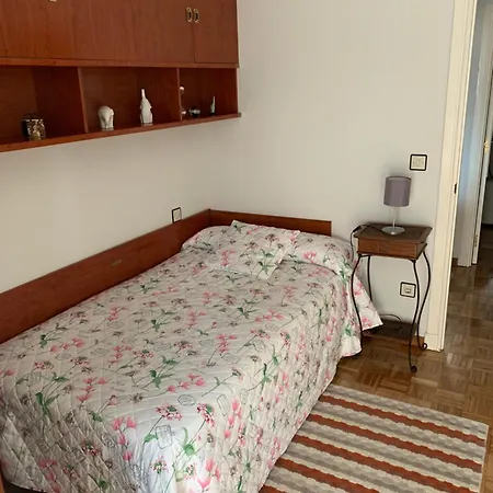 Piso Centro Estacion De Autobuses-tren Con Garaje