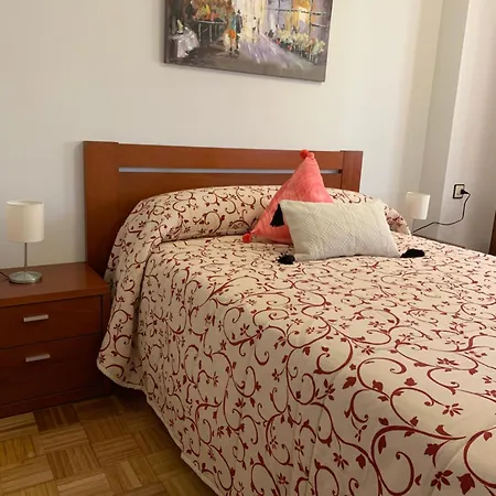 Piso Centro Estacion De Autobuses-tren Con Garaje Oviedo