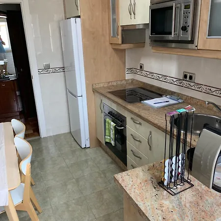 Apartamento Piso Centro Estacion De Autobuses-tren Con Garaje Oviedo