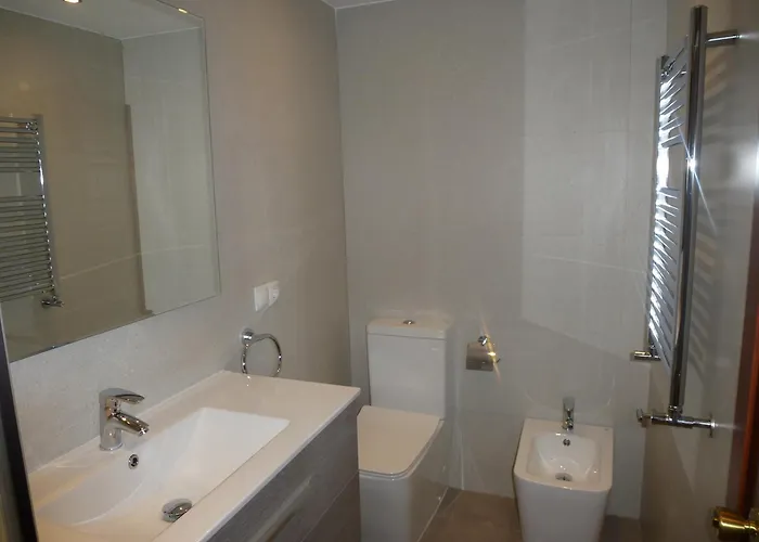 Piso Centro Estacion De Autobuses-tren Con Garaje Appartement Oviedo