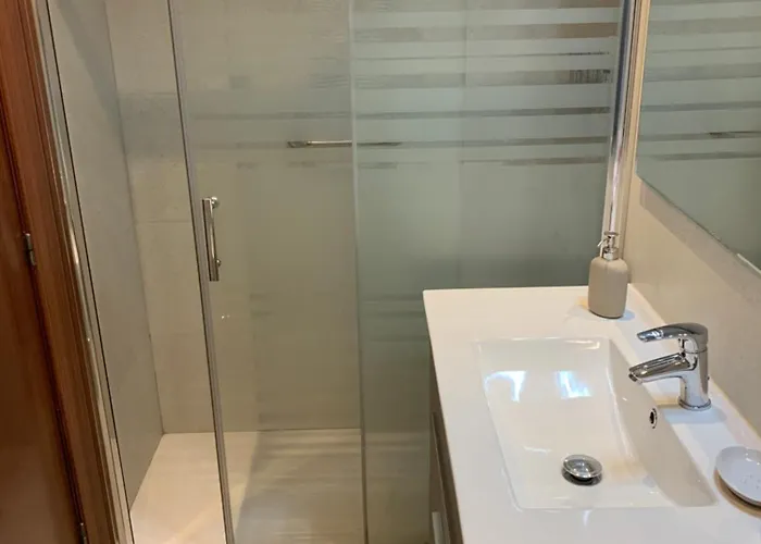 Piso Centro Estacion De Autobuses-tren Con Garaje Oviedo