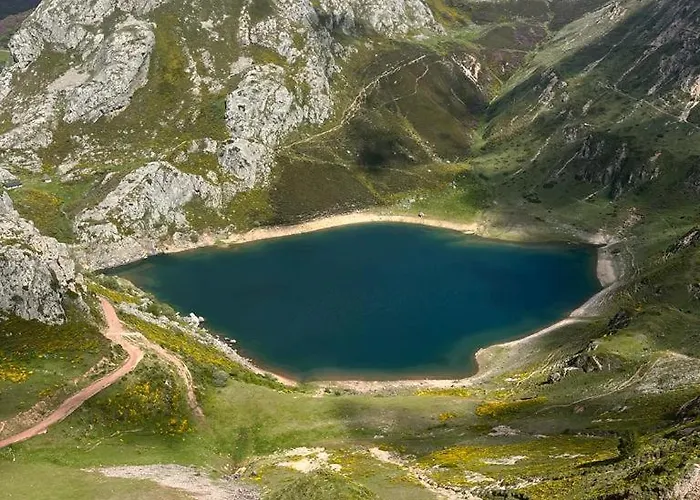 Piso Centro Estacion De Autobuses-tren Con Garaje * Oviedo