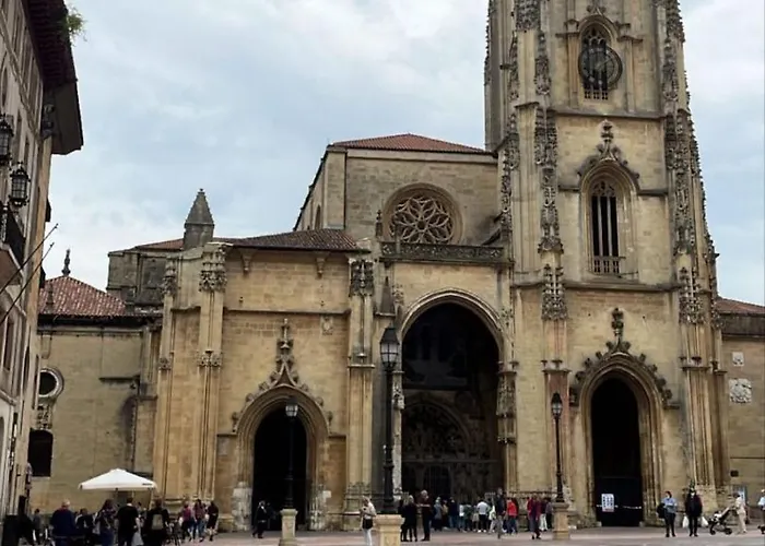 Appartement Piso Centro Estacion De Autobuses-tren Con Garaje Oviedo