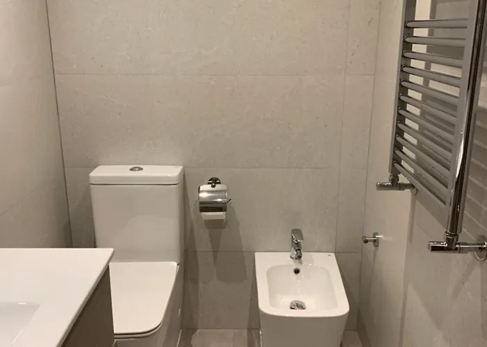 Piso Centro Estacion De Autobuses-tren Con Garaje