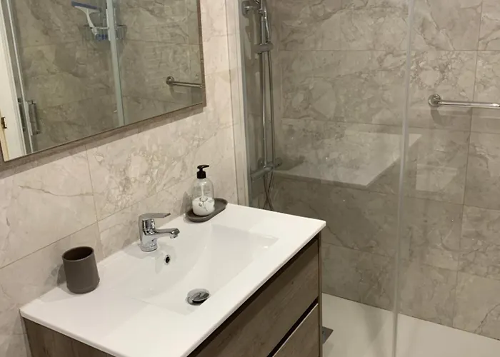 Piso Centro Estacion De Autobuses-tren Con Garaje * Oviedo