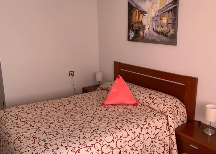 Piso Centro Estacion De Autobuses-tren Con Garaje *